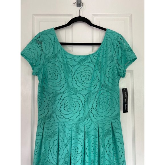 NWT Madison Leigh, Size 14, Mint Green Dress, Very Flattering! - Picture 2 of 6